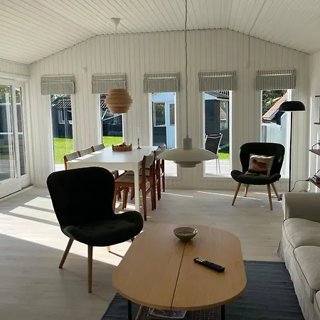 Quiet With Annex And Great Outdoor Bogø By