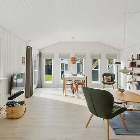 Quiet With Annex And Great Outdoor Dom wakacyjny Bogø By