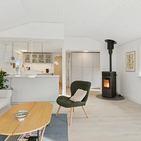 Quiet With Annex And Great Outdoor * Bogø By