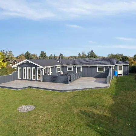Dom wakacyjny Quiet With Annex And Great Outdoor Bogø By